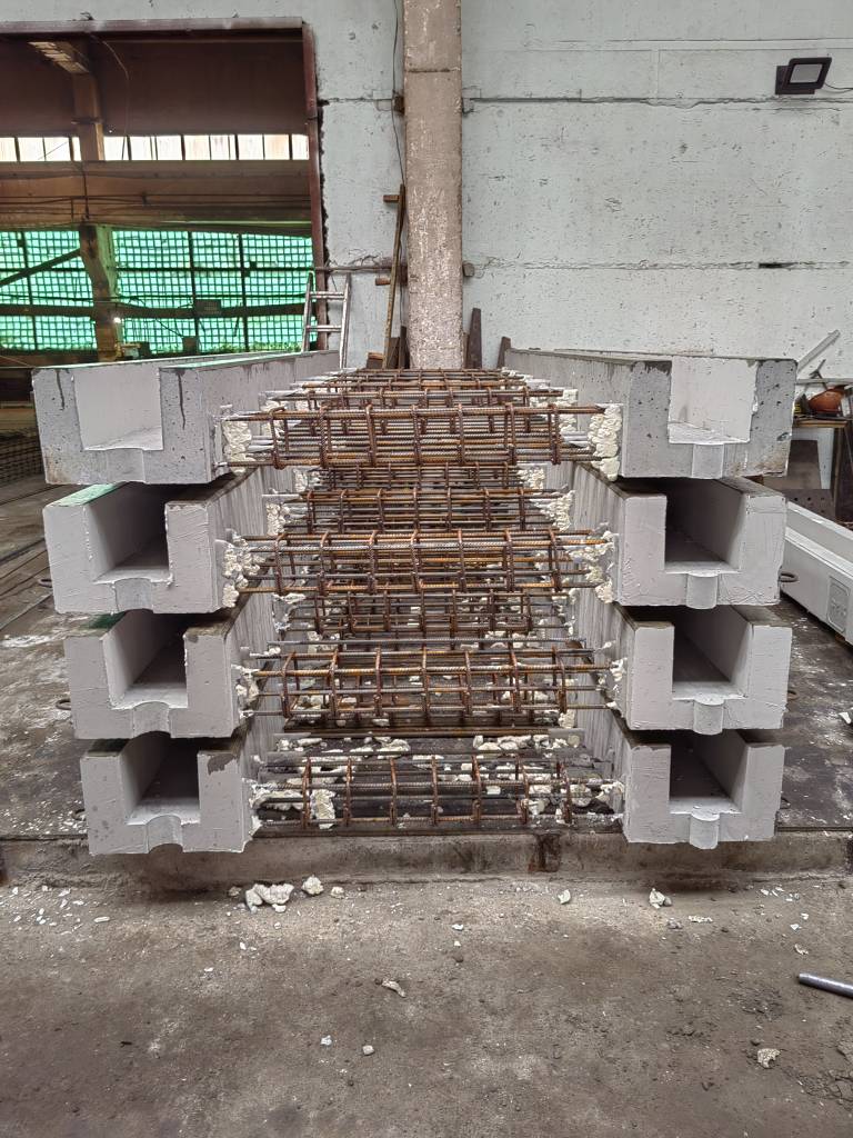 Рельсо-монолитное звено РМЗ-390