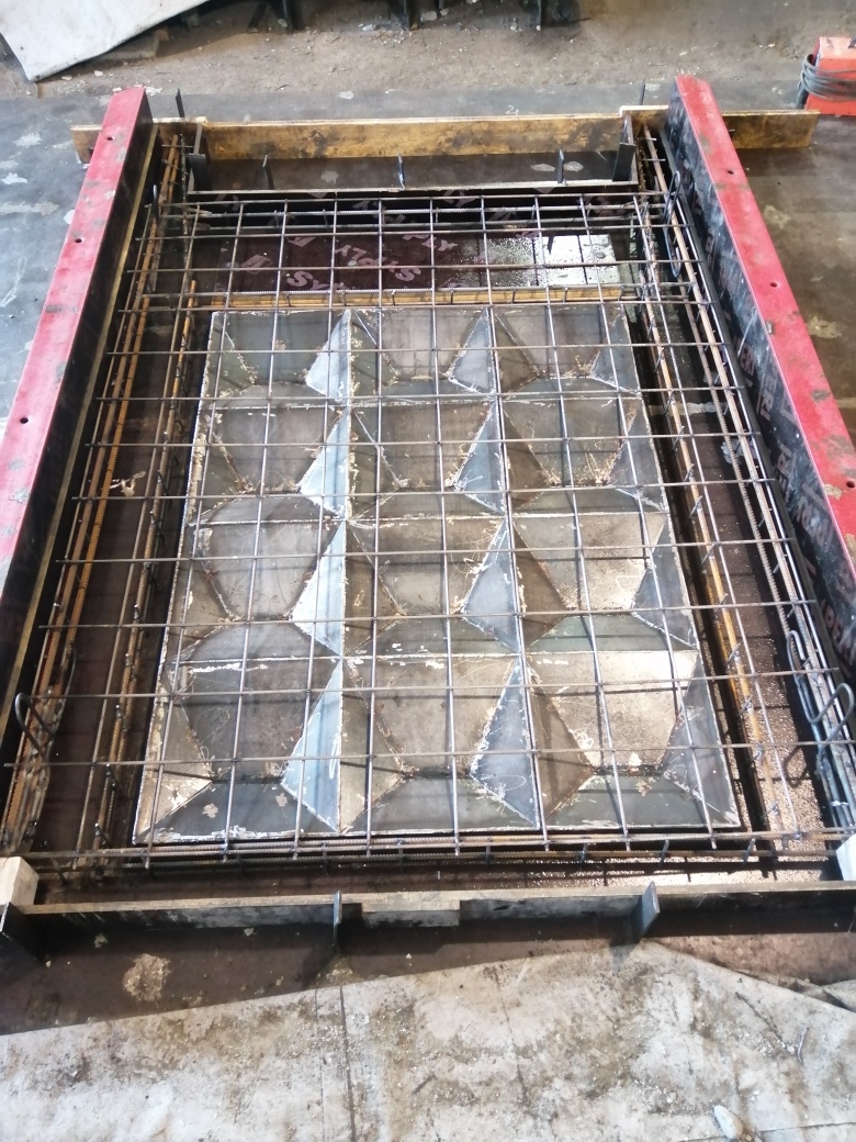 Опалубка плиты забора